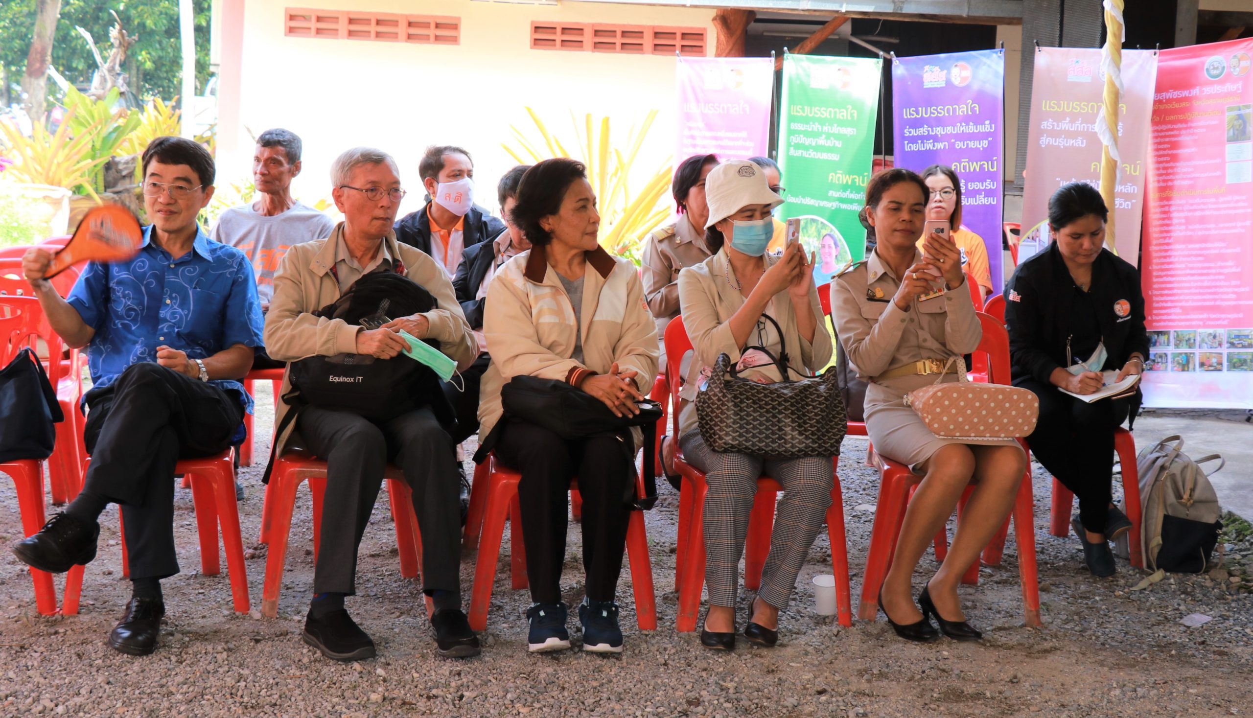 สสส.ลงพื้นที่แหล่งเรียนรู้ หนุนชุมชนสู้เหล้าตำบลเมืองเวียง อำเภอเวียงสระ จ.สุราษฎร์